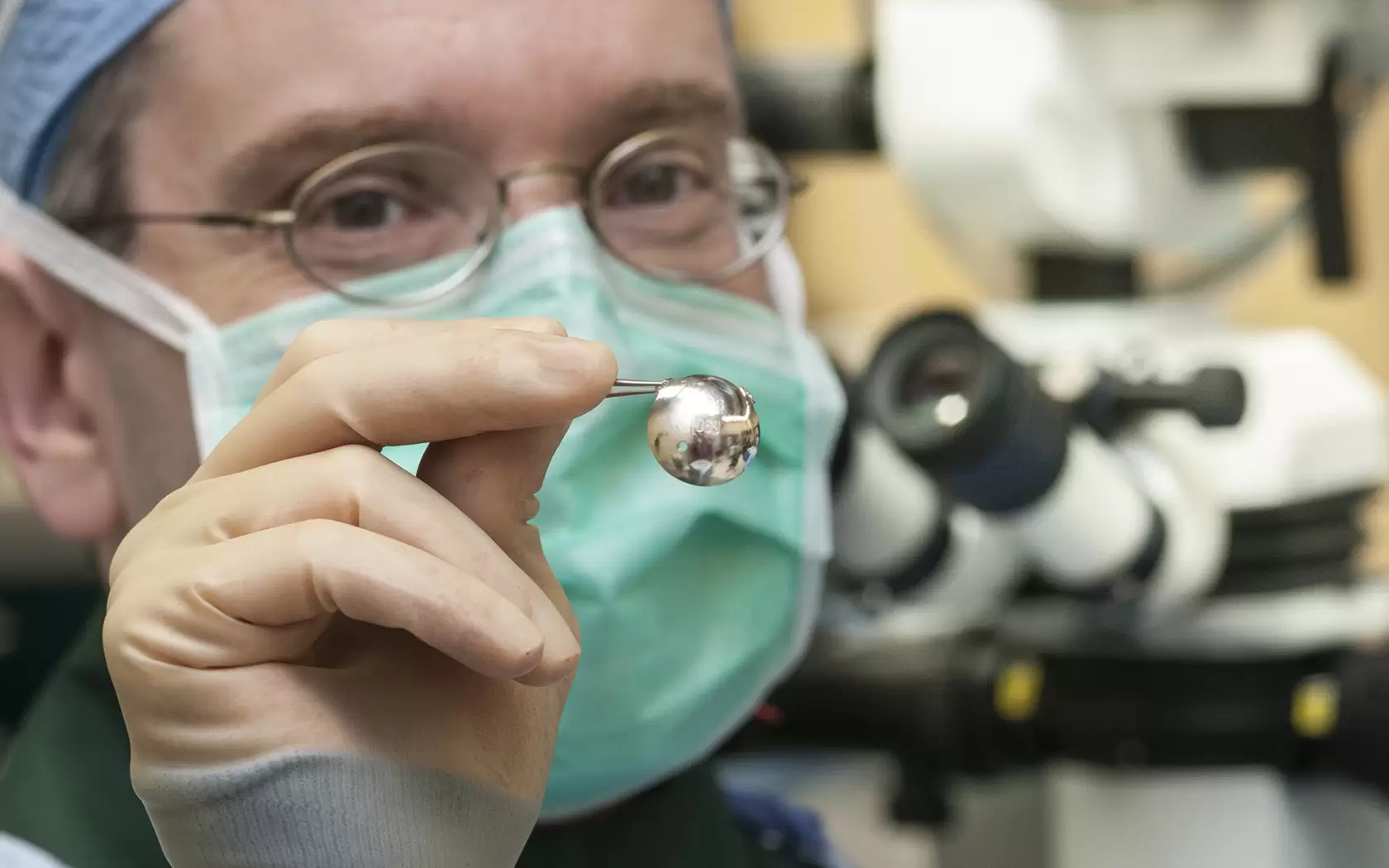 درمان ملانوم چشمی